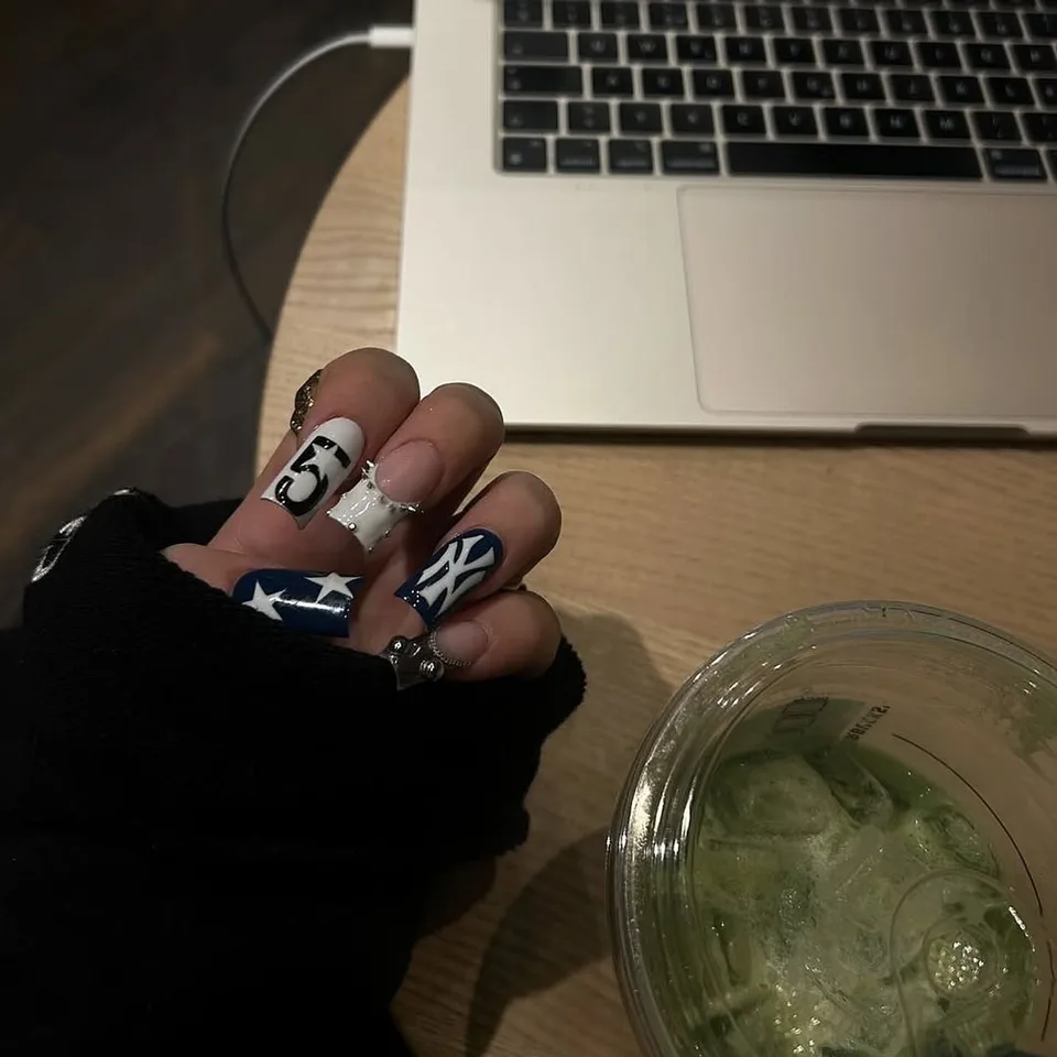On Trend Nails Luzern — Instagram Top #8 (76 Likes)