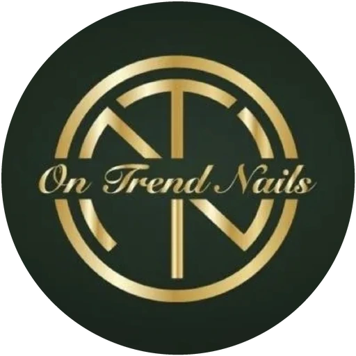 Rundes gold-smaragdgrünes Monogramm-Logo von On Trend Nails Luzern