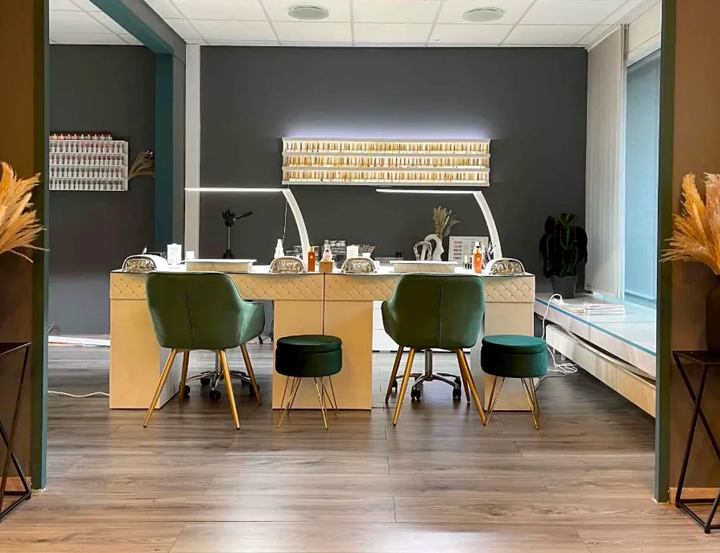 Luxuriöse Spa-Pediküre und Pflege bei On Trend Nails Luzern
